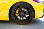 Porsche 718 Cayman GT4 2016 года